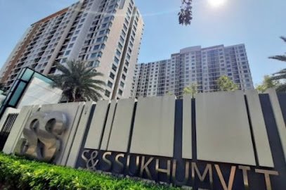 View of Garden Building Sukhumvit Condo