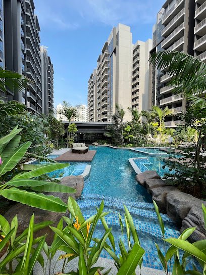 Front view of Parc Canberra Condominium