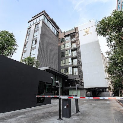 View of Matt 2 Sathron Thapra